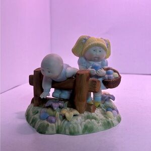 Vintage 1985 Cabbage Patch Kids Findin’ Easter Treats